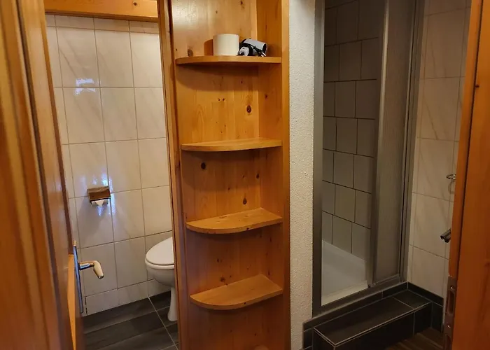 Helmreich-2 By Interhome Daire